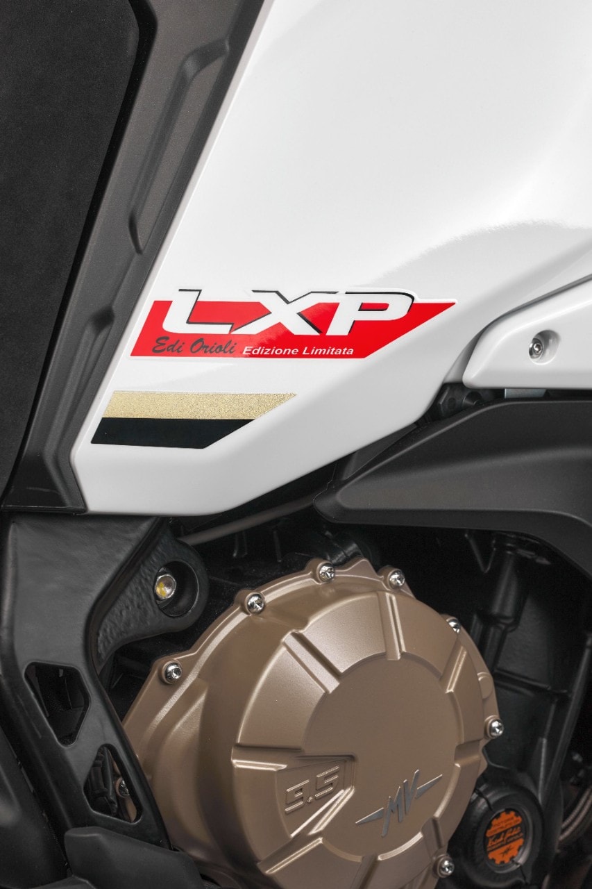 Test ANTEPRIMA - MV Agusta LXP Orioli: lucida follia +VIDEO+